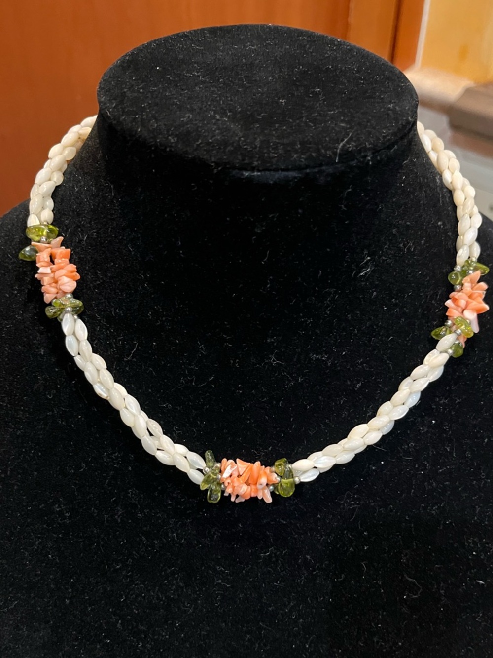 Vintage 3 Strand Mother of Pearl Rice Bead Necklace - Pink Coral & Peridot Chips